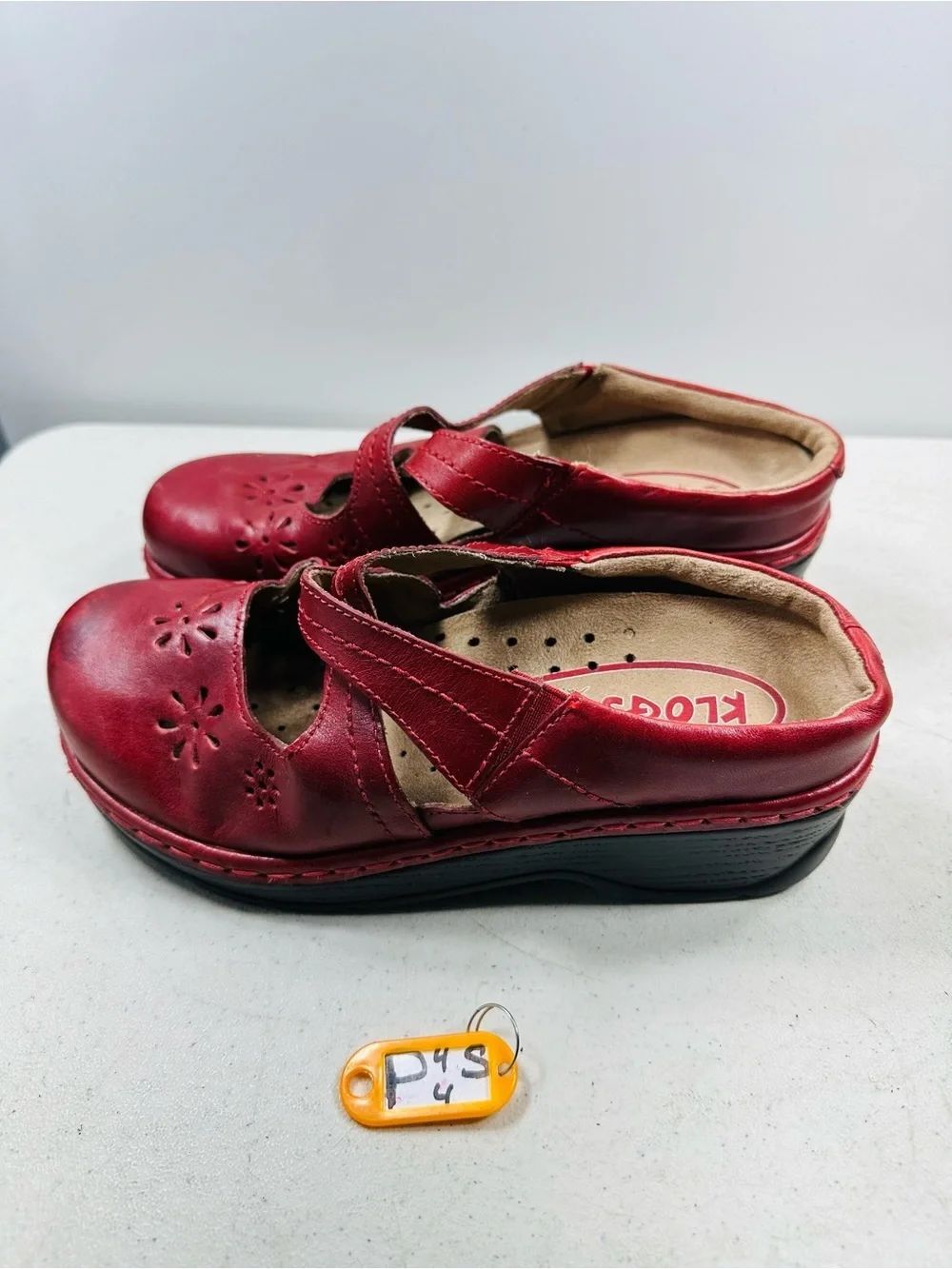 Klogs Carolina Women 9 M Red Leather Strap Mule Slip Resistant Clogs Mary Jane